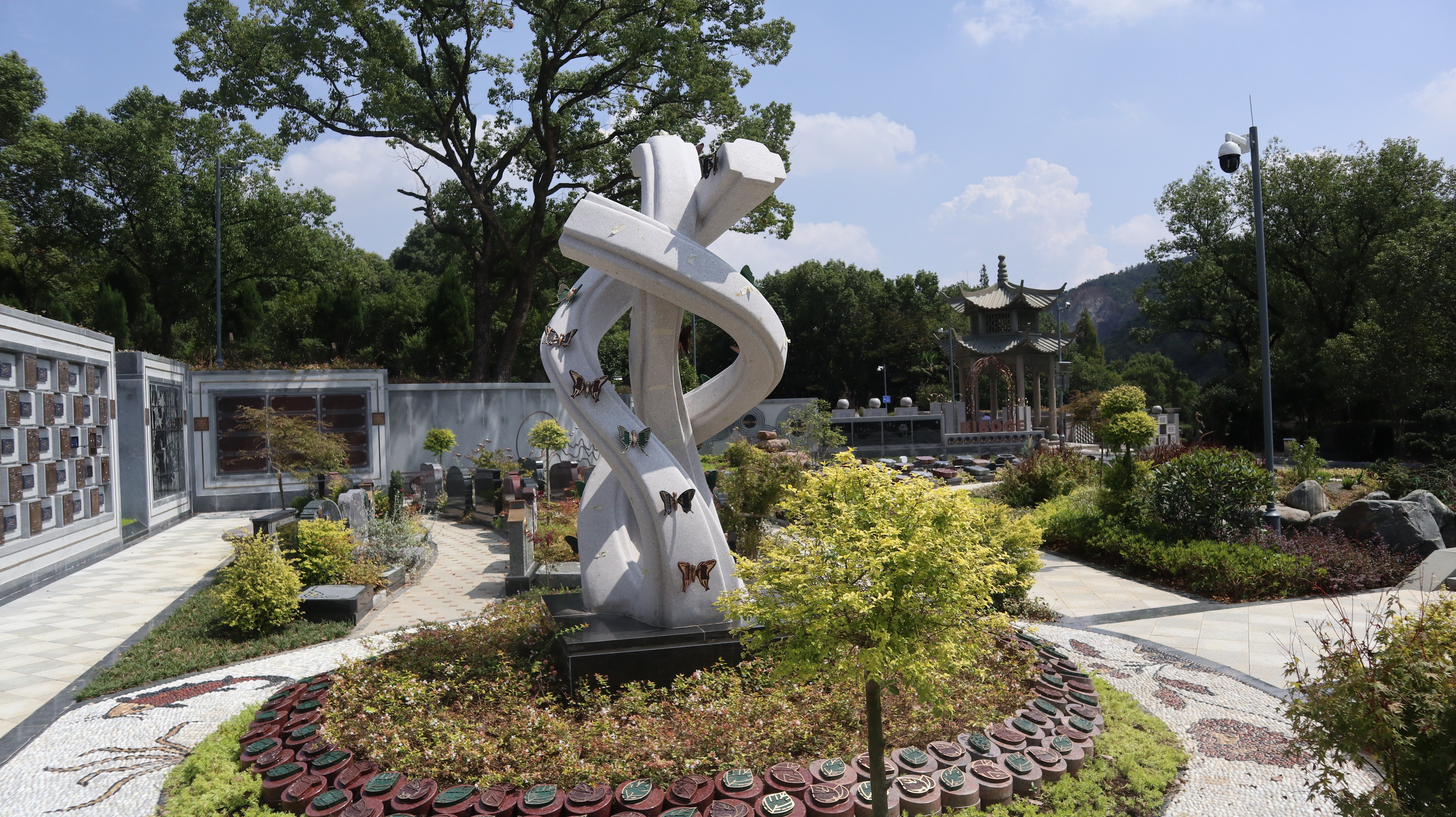 欧博abg以”微刷新”引领老旧墓园走向绿色生态未来