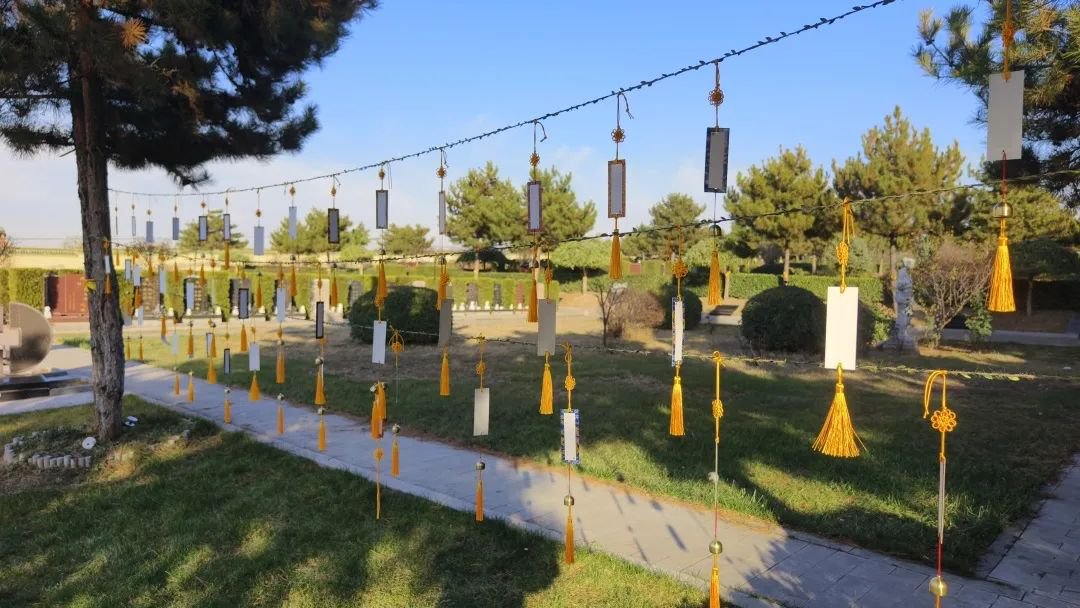 暖心折务，寒衣送暖