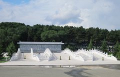 一面墙，一道景：九龙照壁浮雕景墙的诗画之美